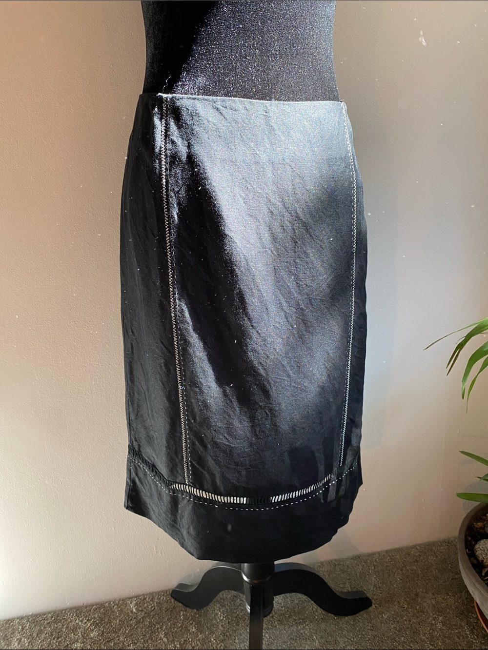 Ness Tailored Black Linen Blend Pencil Skirt with Unique Stitching Hem Detail.